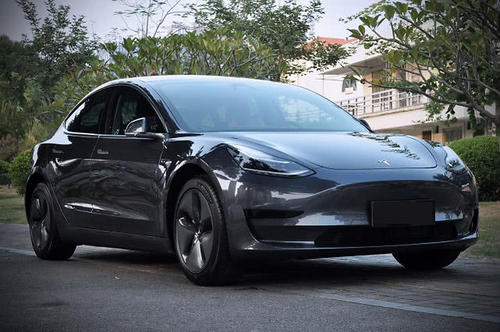 特斯拉Model3因未使用经批准的燃料而被取消赛道计时赛的资格