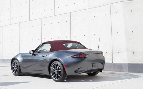 2018年马自达mx - 5 Miata:改变