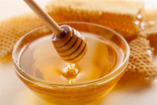 蜂蜜洗脸的好处有哪些？