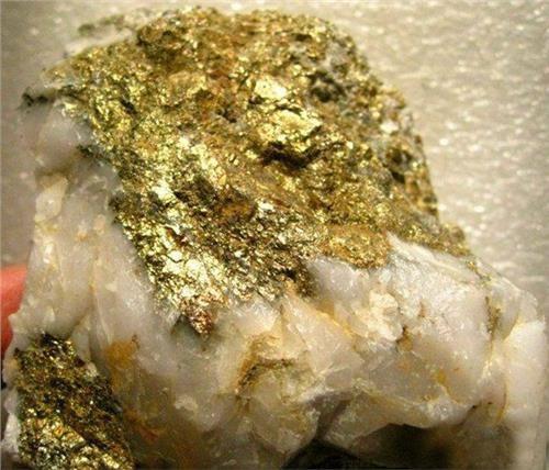 地质勘探在山东乳山市发现大型金矿