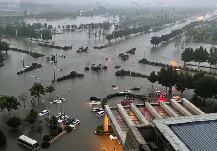 河南局部出现大暴雨，已发30条预警信号，部分地区降水超100毫米