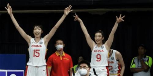 女篮新消息！李梦+韩旭缺席热身赛，杨力维追逐WNBA，王思雨复出