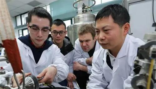 研究核能 锂电池 大气监测等6位科学家获科学探索奖