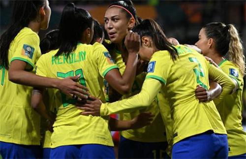 0-0 女足世界杯大冷门 巴西出局 28年最差战绩 鱼腩出线
