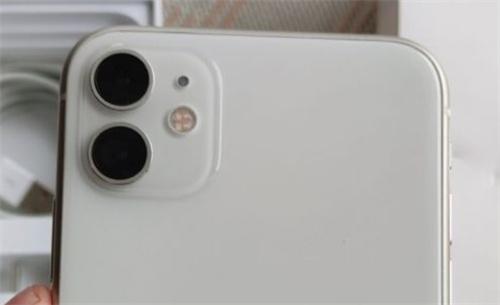 iPhone 16参数曝光 标准版不变 Pro系列尺寸会变大